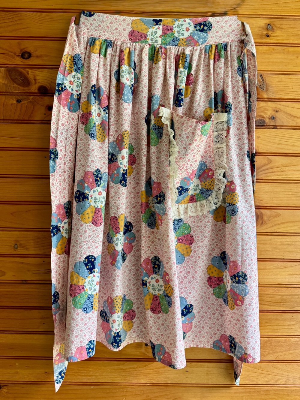 Vintage Handmade Patchwork Floral Cottagecore Half Apron Lace Pocket Waist Tie